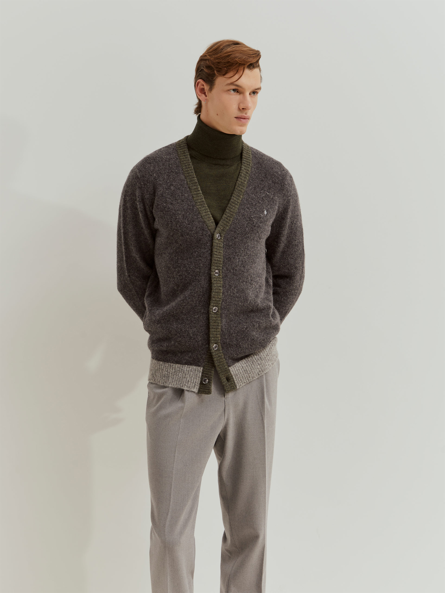 Casaco de Malha com Decote em V