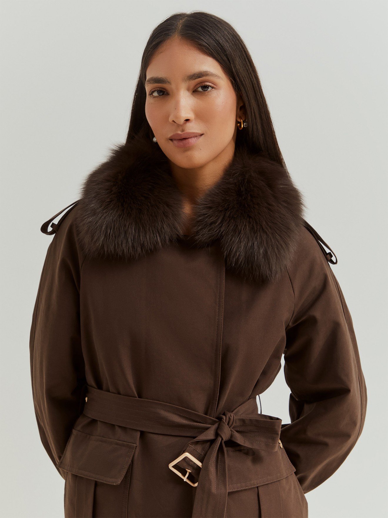 Blus�o Acolchoado com Gola de Pelo e Cinto