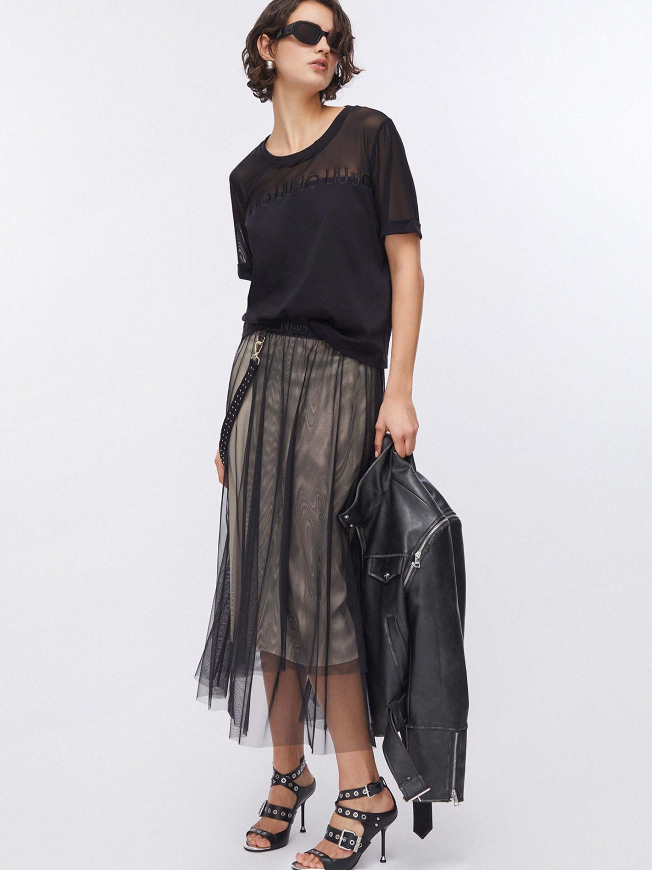 T-shirt com Inser��es em Rede