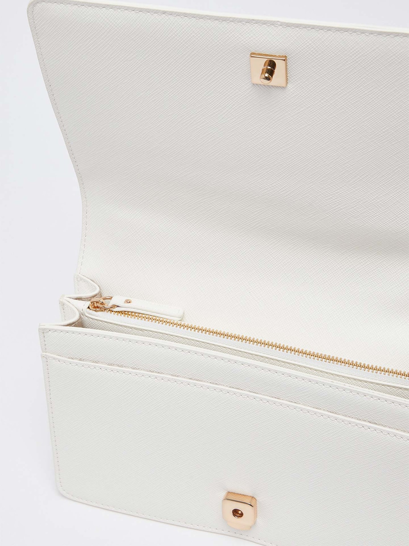 Mala de Tiracolo Estruturada