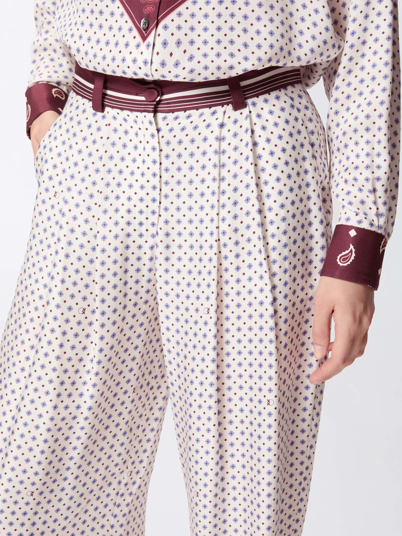 Cal�as Largas de Cintura Subida