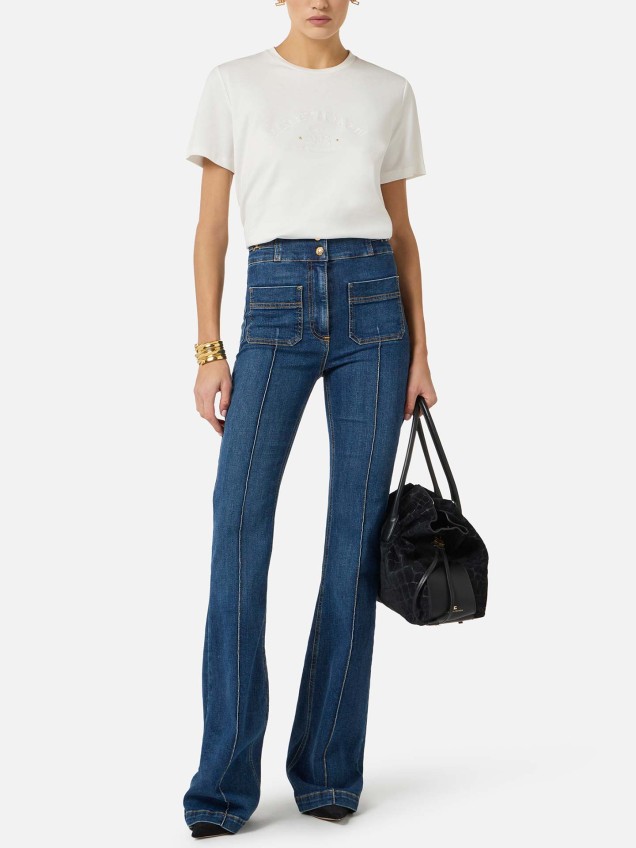 T-Shirt com Logótipo Bordado