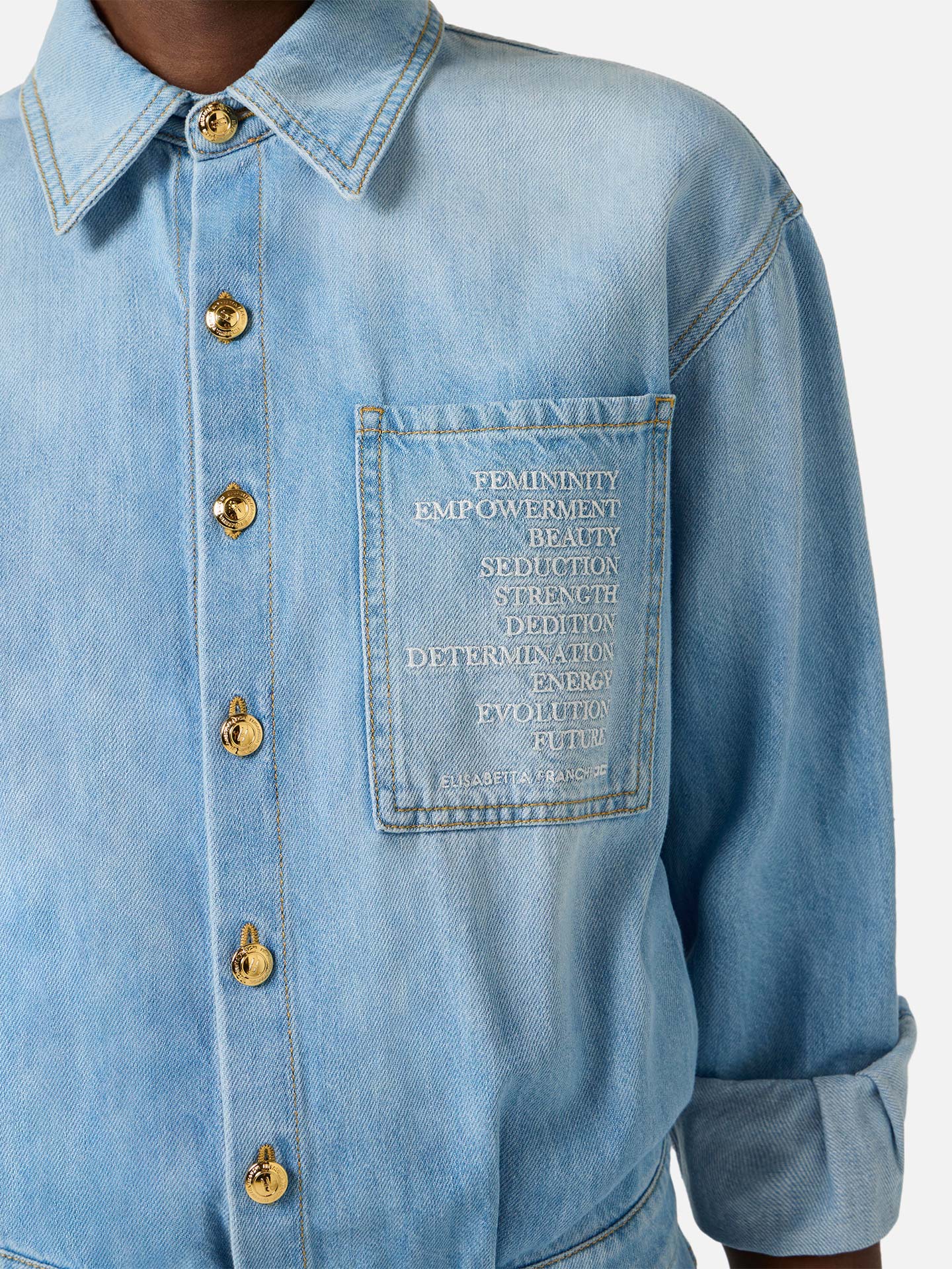 Macacão de Ganga com Bordado