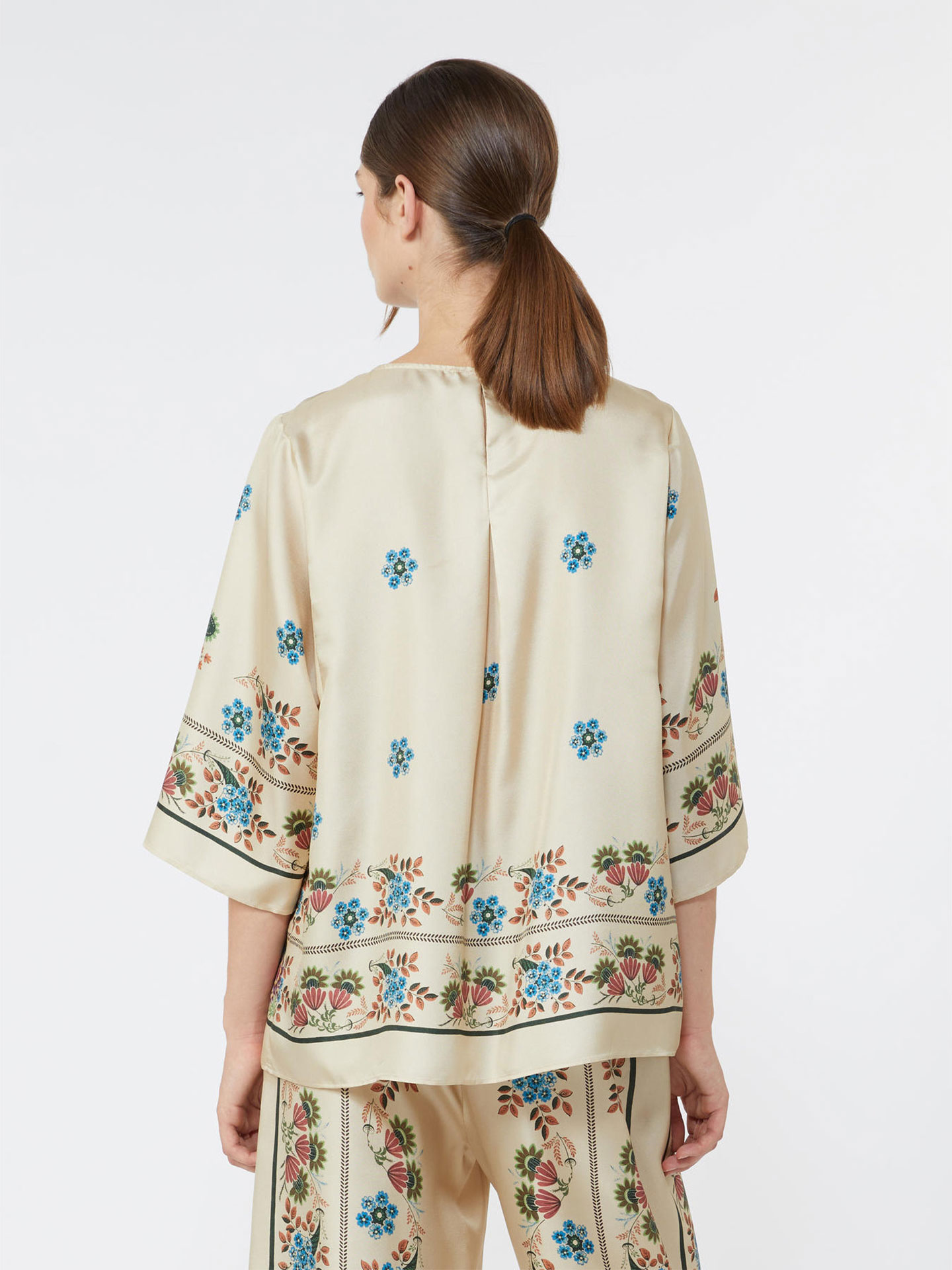 Blusa de Seda WKDSAMBA