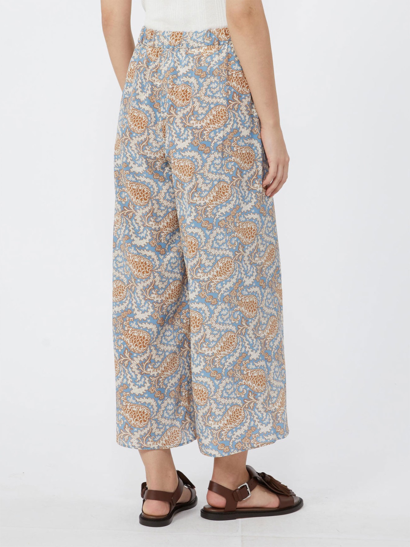 Cal�as Largas Cropped WKDNIRVANA