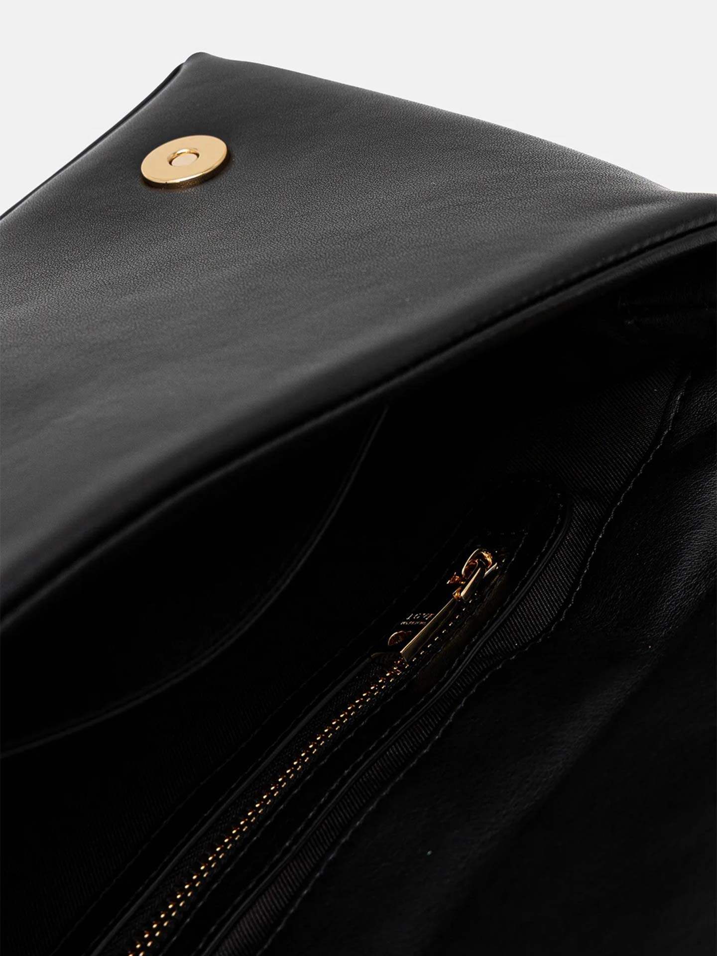 Mala de Tiracolo Acolchoada com Alça de Corrente