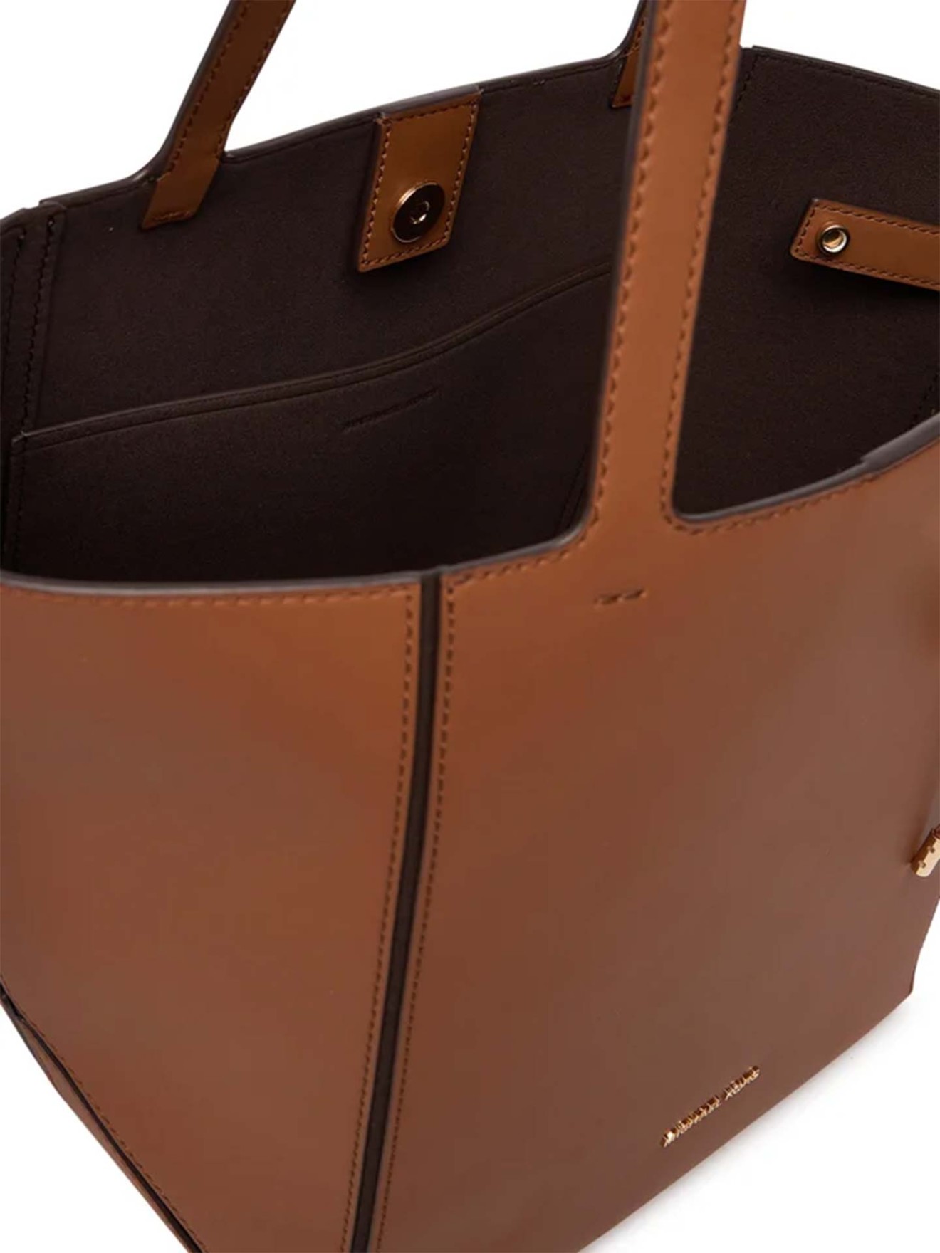 Tote Bag em Pele com Charm de Log�tipo