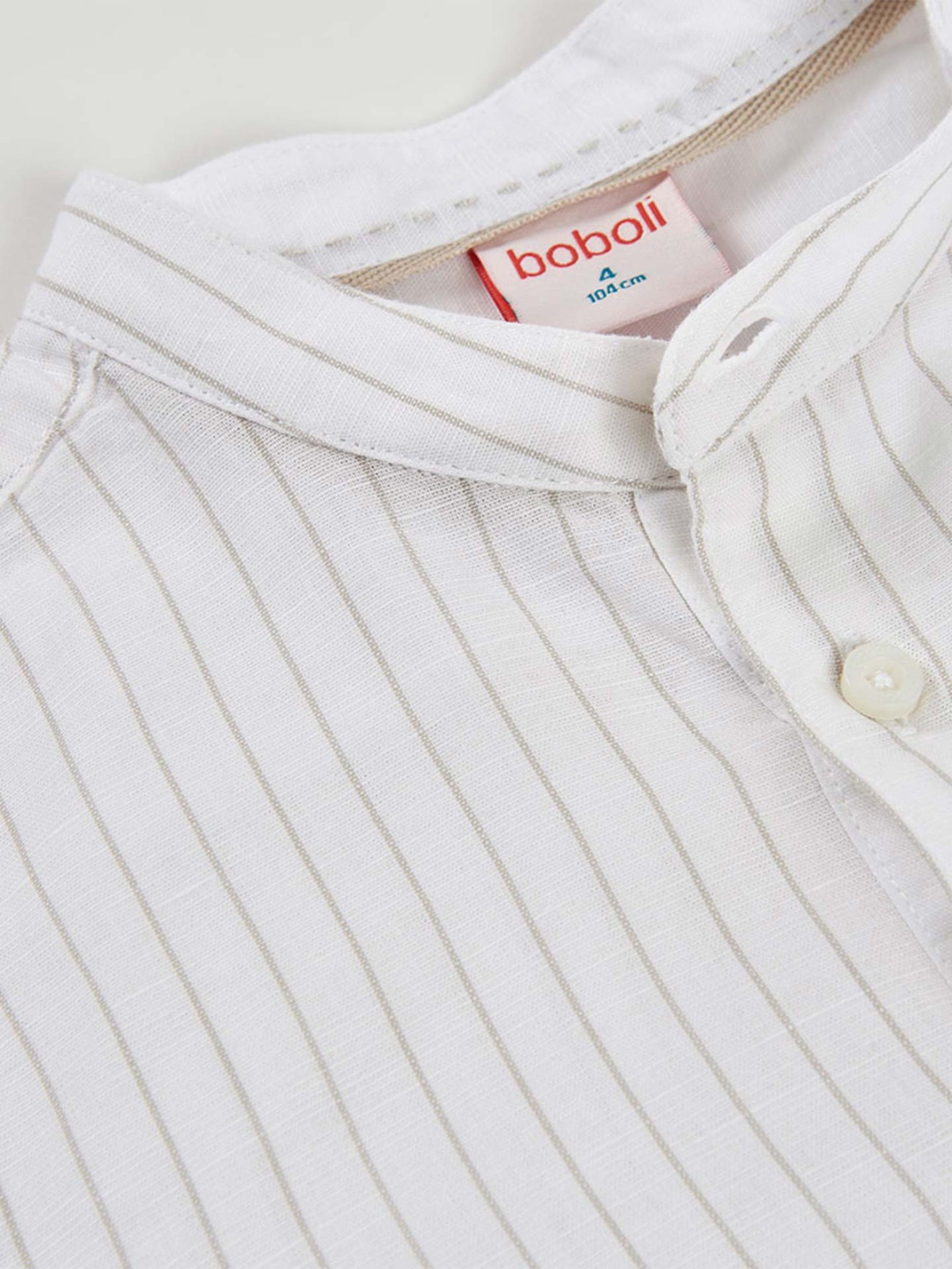 Camisa às Riscas