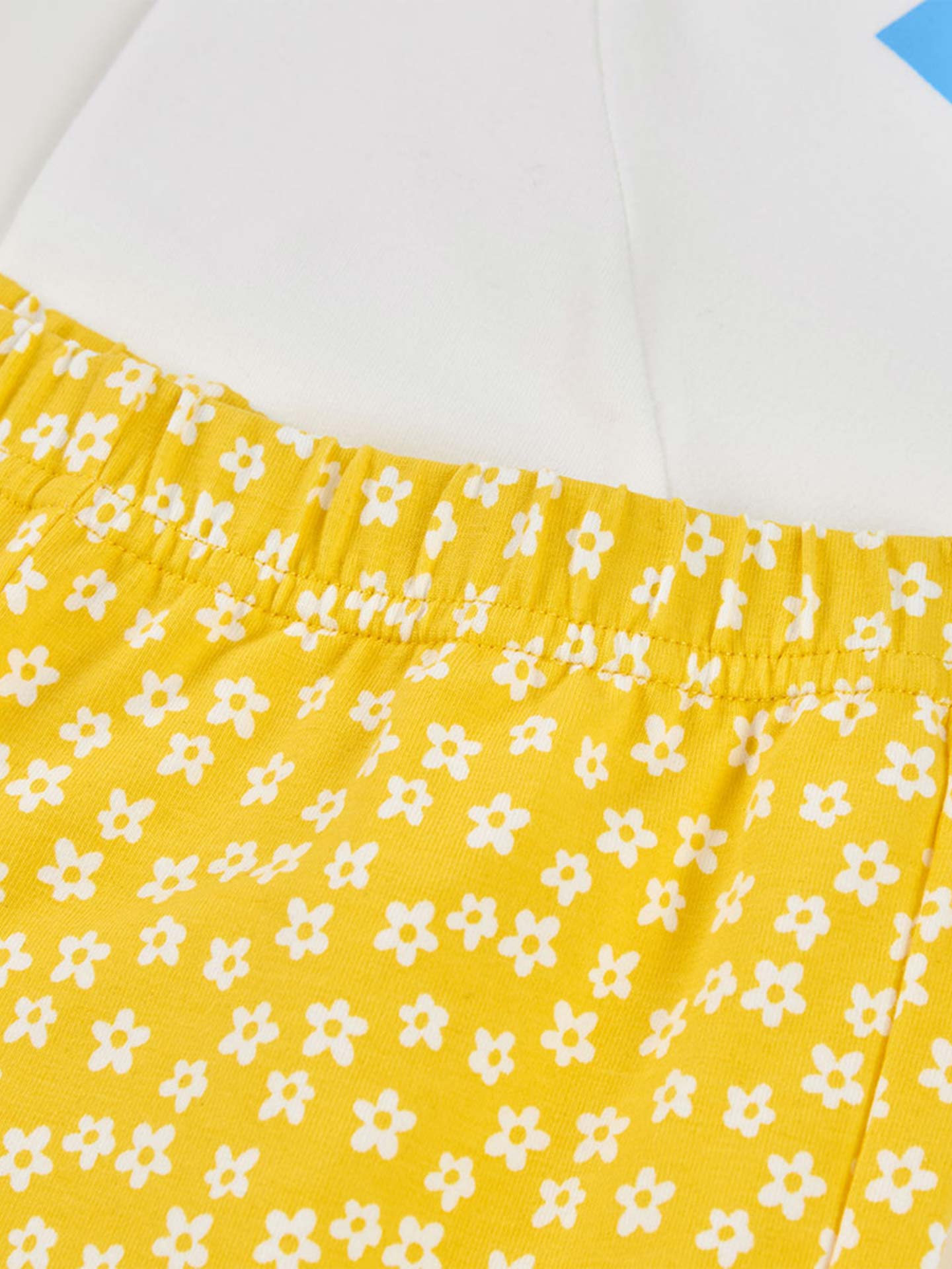 Pijama com Estampado Floral