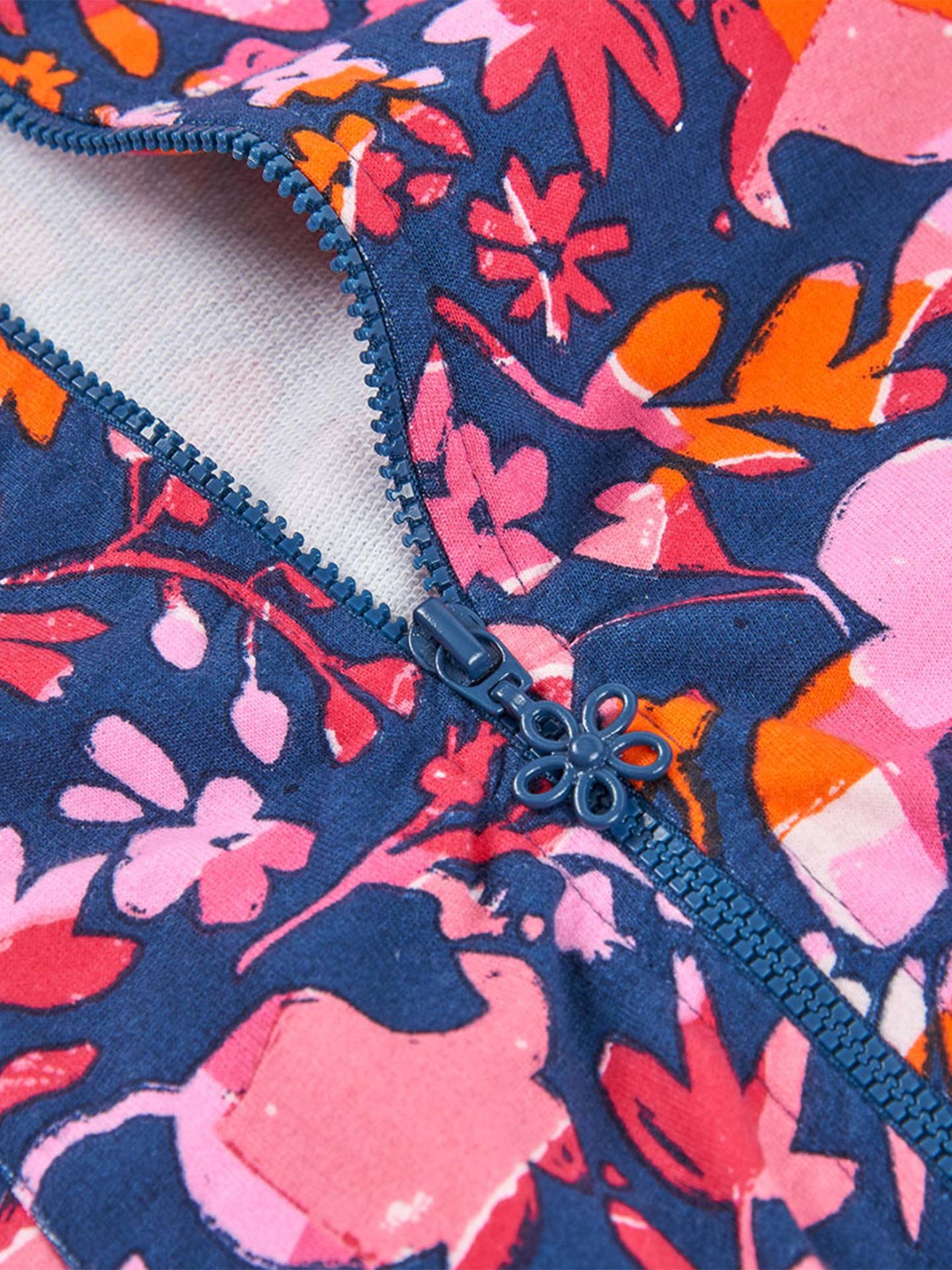 Casaco Estampado com Capuz