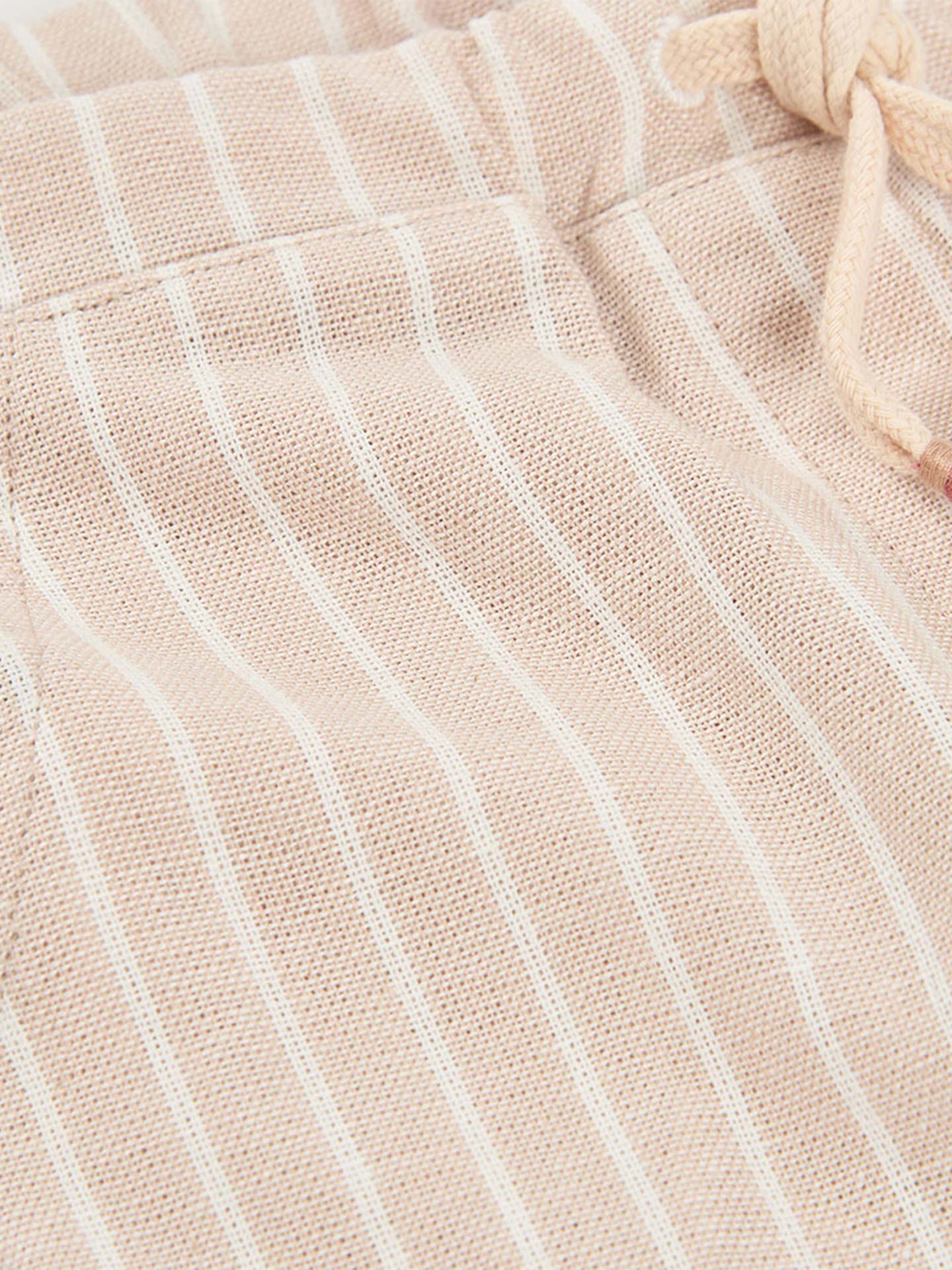 Calças com Padrão de Riscas