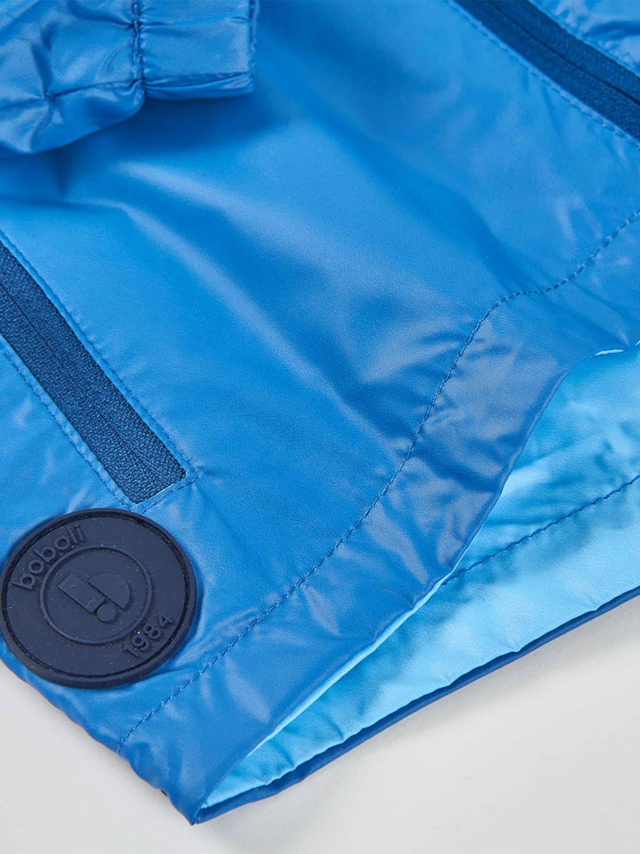 Parka em Tecido T�cnico com Capuz