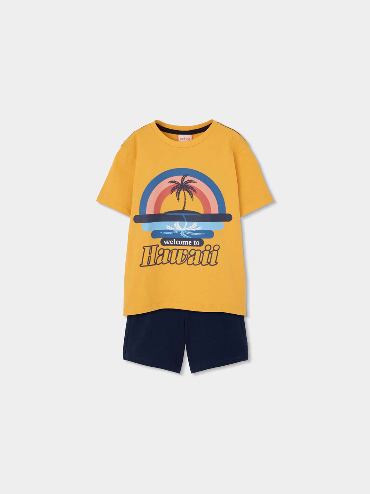 Conjunto de T-shirt e Calções
