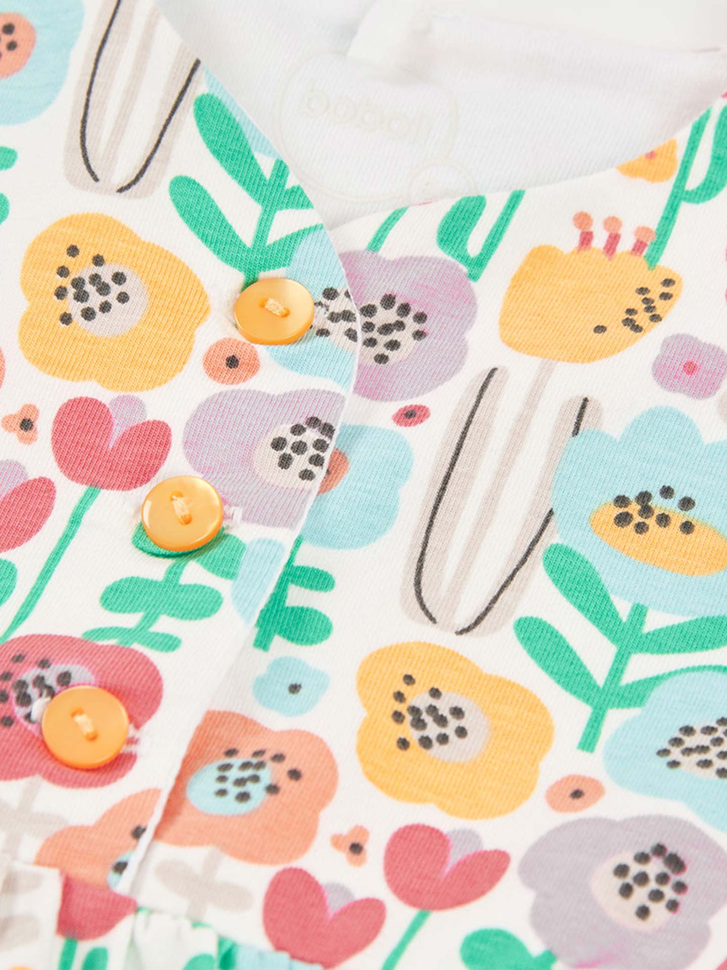 Conjunto de Vestido e Tapa-fraldas