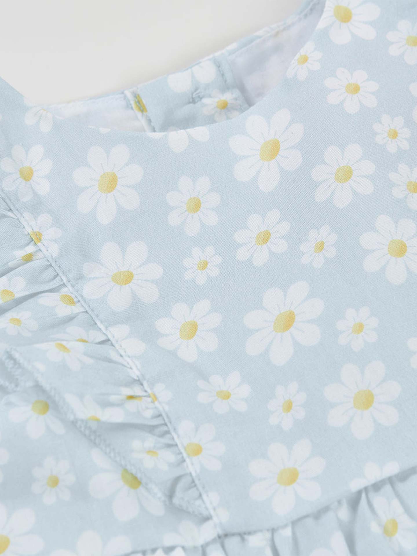 Conjunto de Vestido e Tapa-fraldas