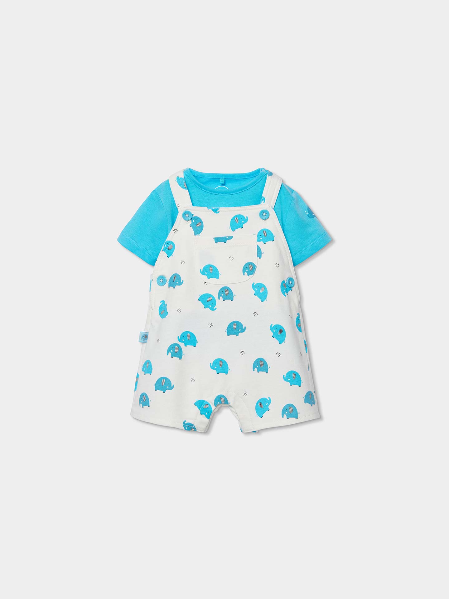 Conjunto de Jardineiras e T-shirt