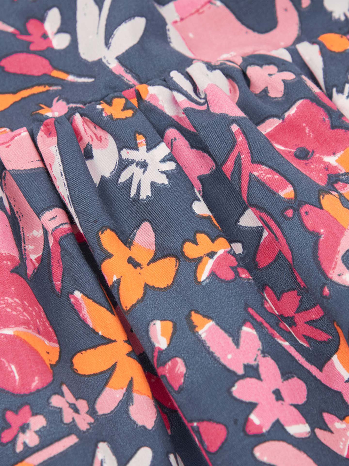 Vestido com Padrão Floral