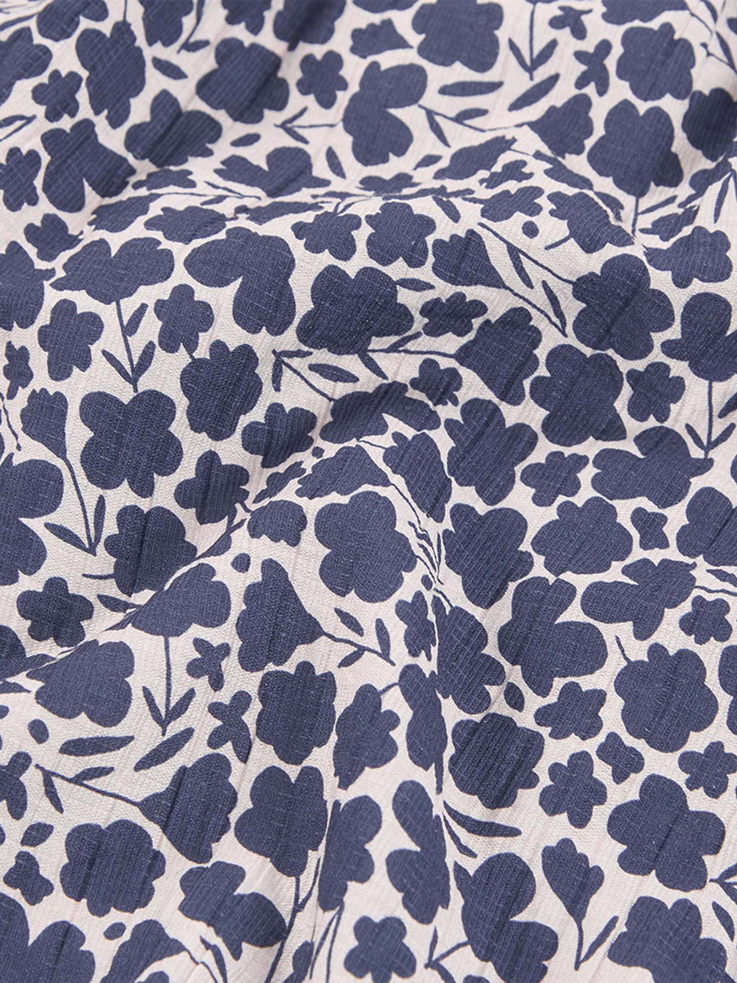 Vestido com Padrão Floral