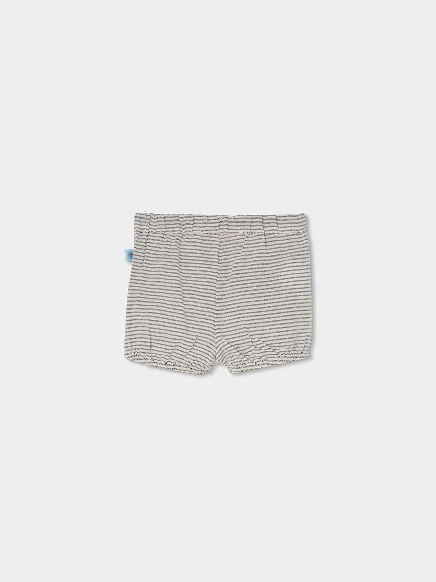 Conjunto de T-shirt e Calções