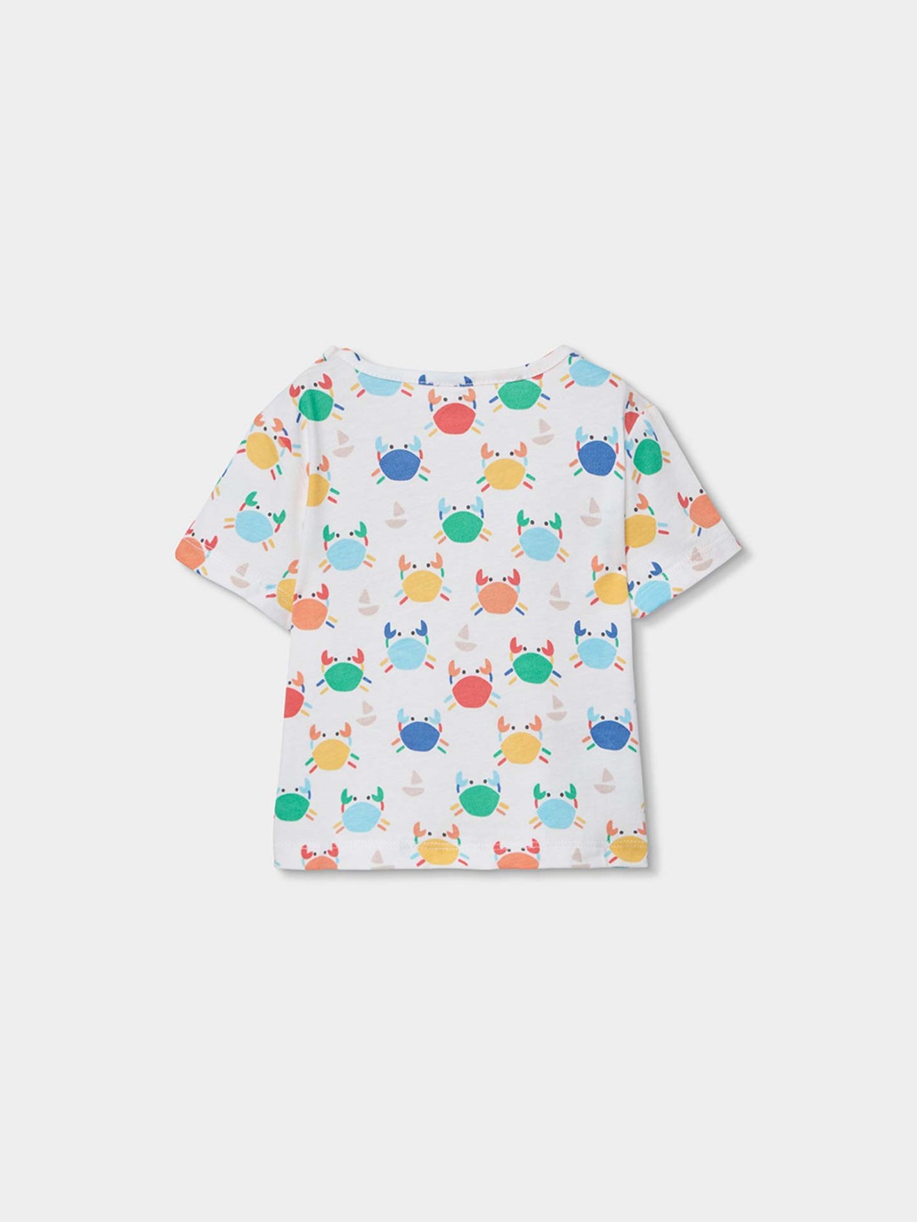 Conjunto de Jardineiras e T-shirt