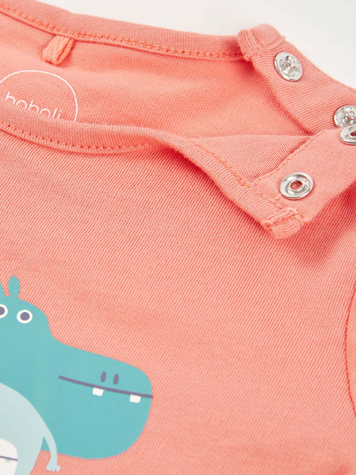 Conjunto de T-shirt e Calções