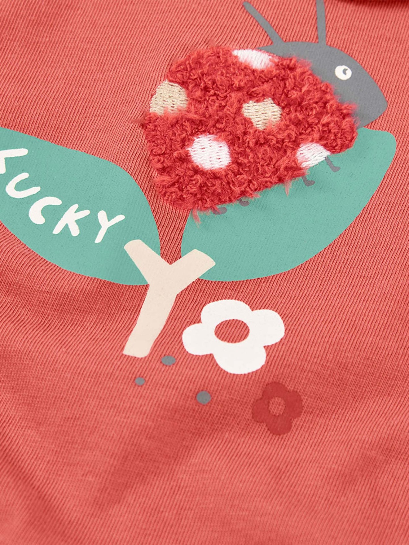 Conjunto de T-shirt e Leggings