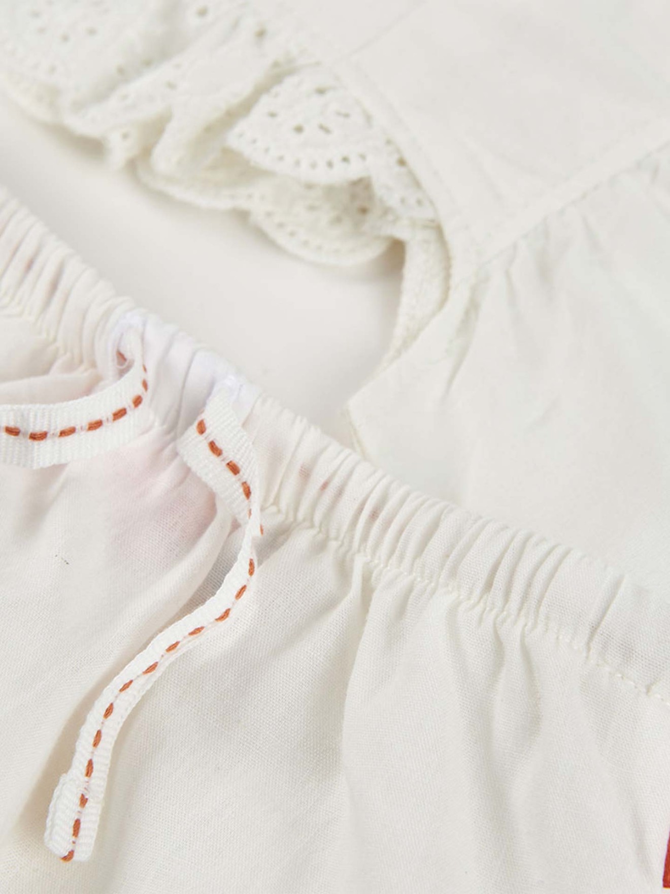 Conjunto de Top e Tapa-fraldas