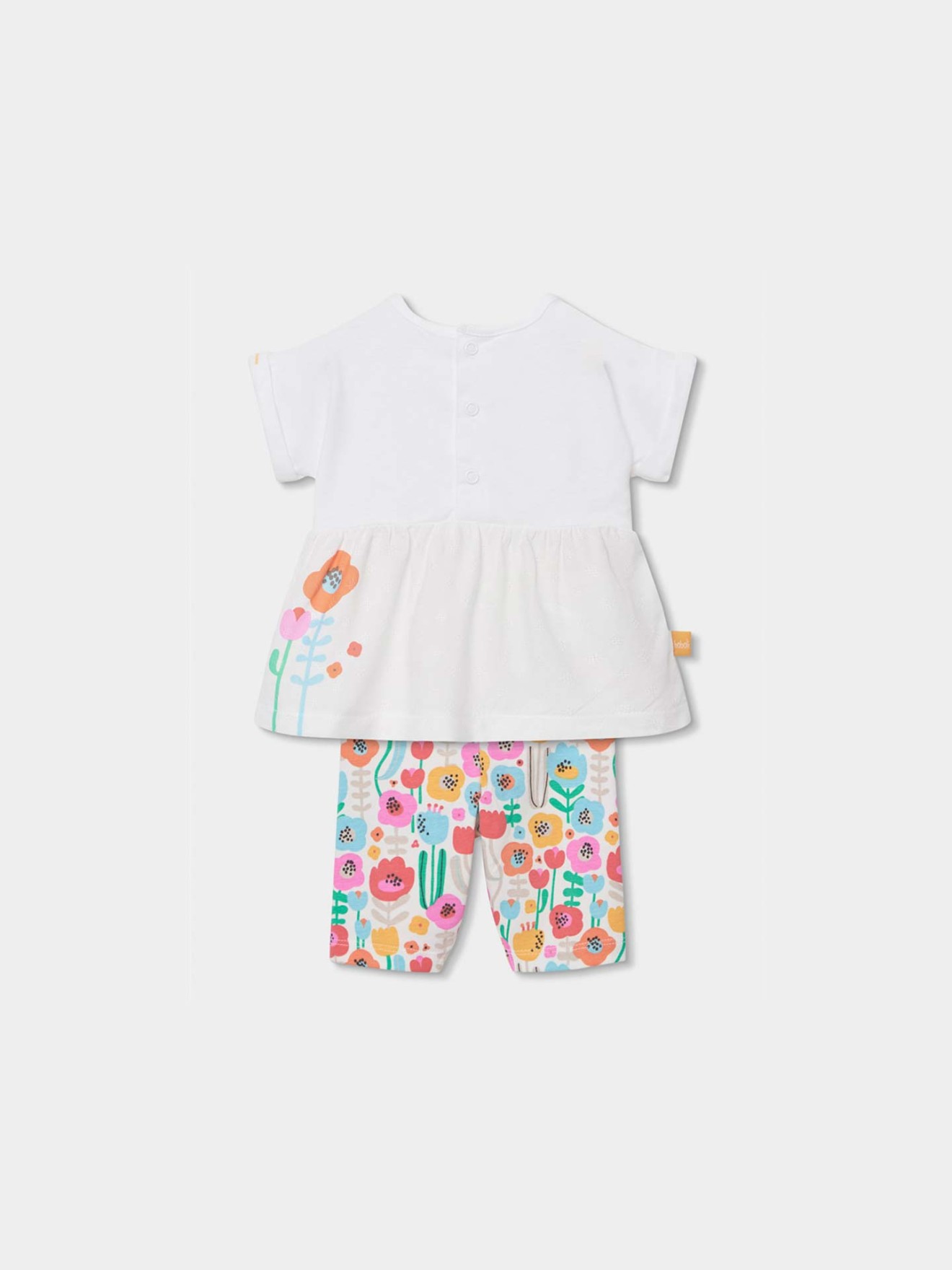 Conjunto de T-shirt e Leggings