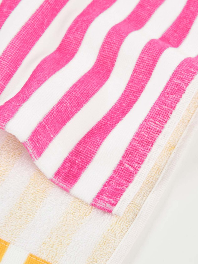 Toalha Poncho com Padrão de Riscas
