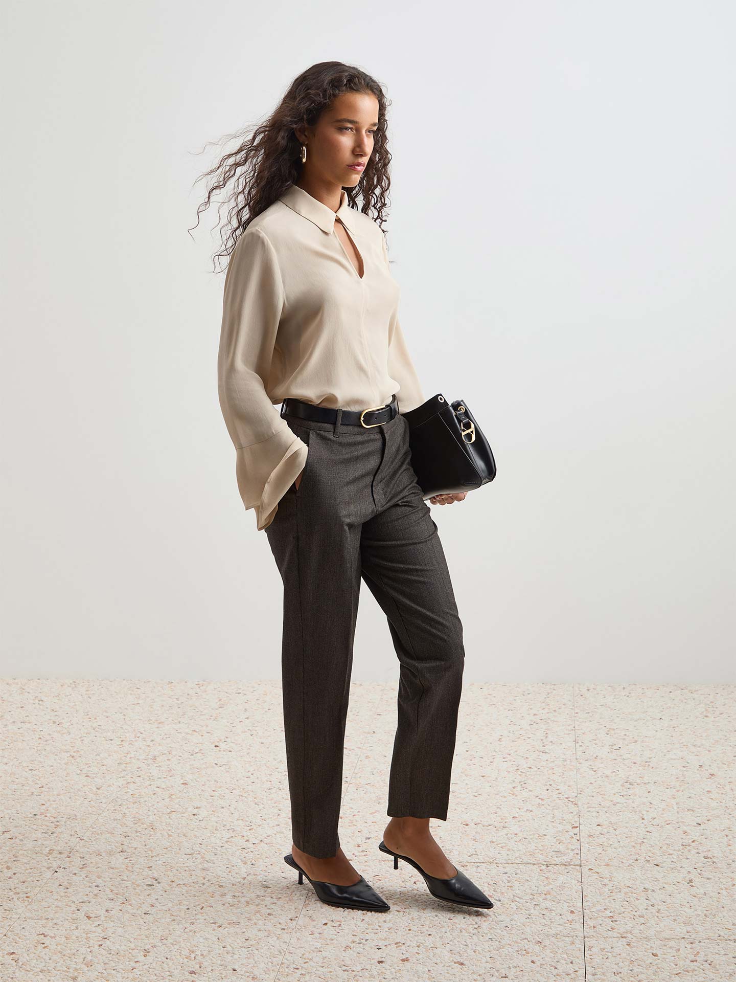 Calças Chino com Vinco Frontal