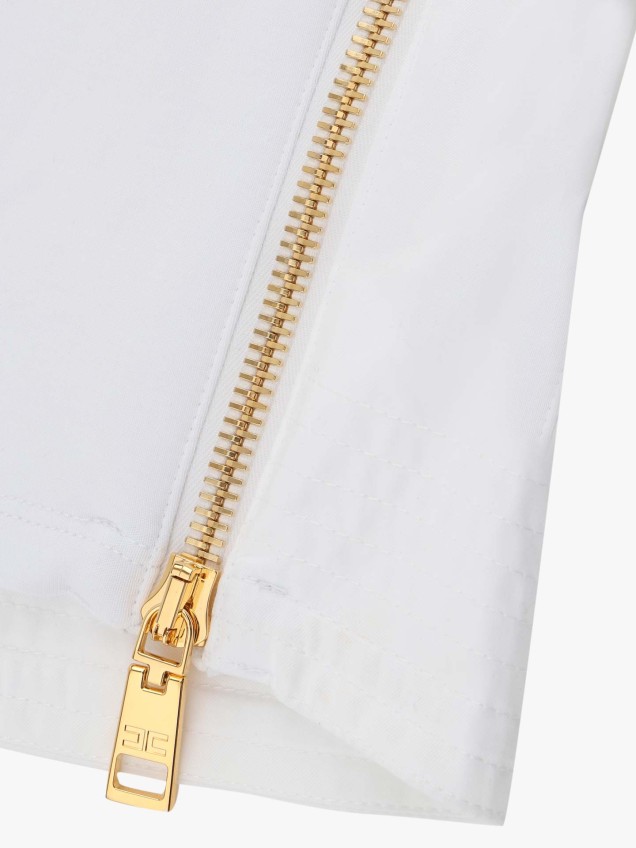 T-shirt com Relevo e Fechos Laterais