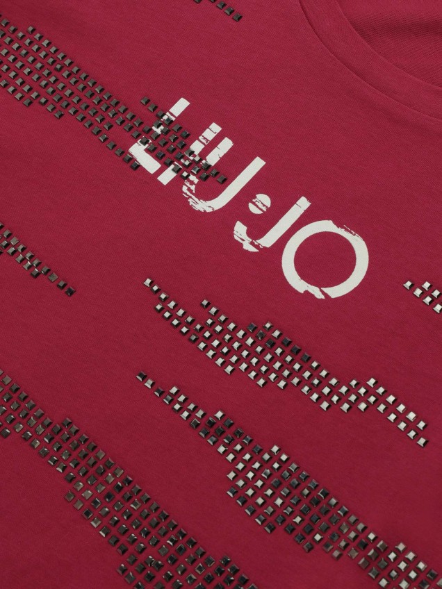 T-shirt com Logótipo e Aplicações