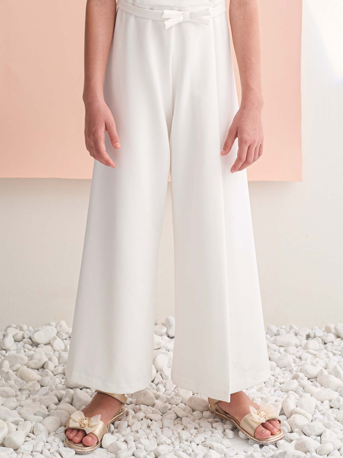 Macacão sem Mangas com Perna Larga