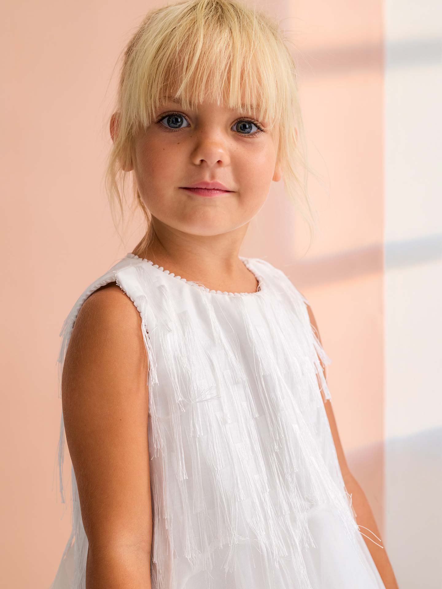 Vestido de Festa com Franjas e Tule