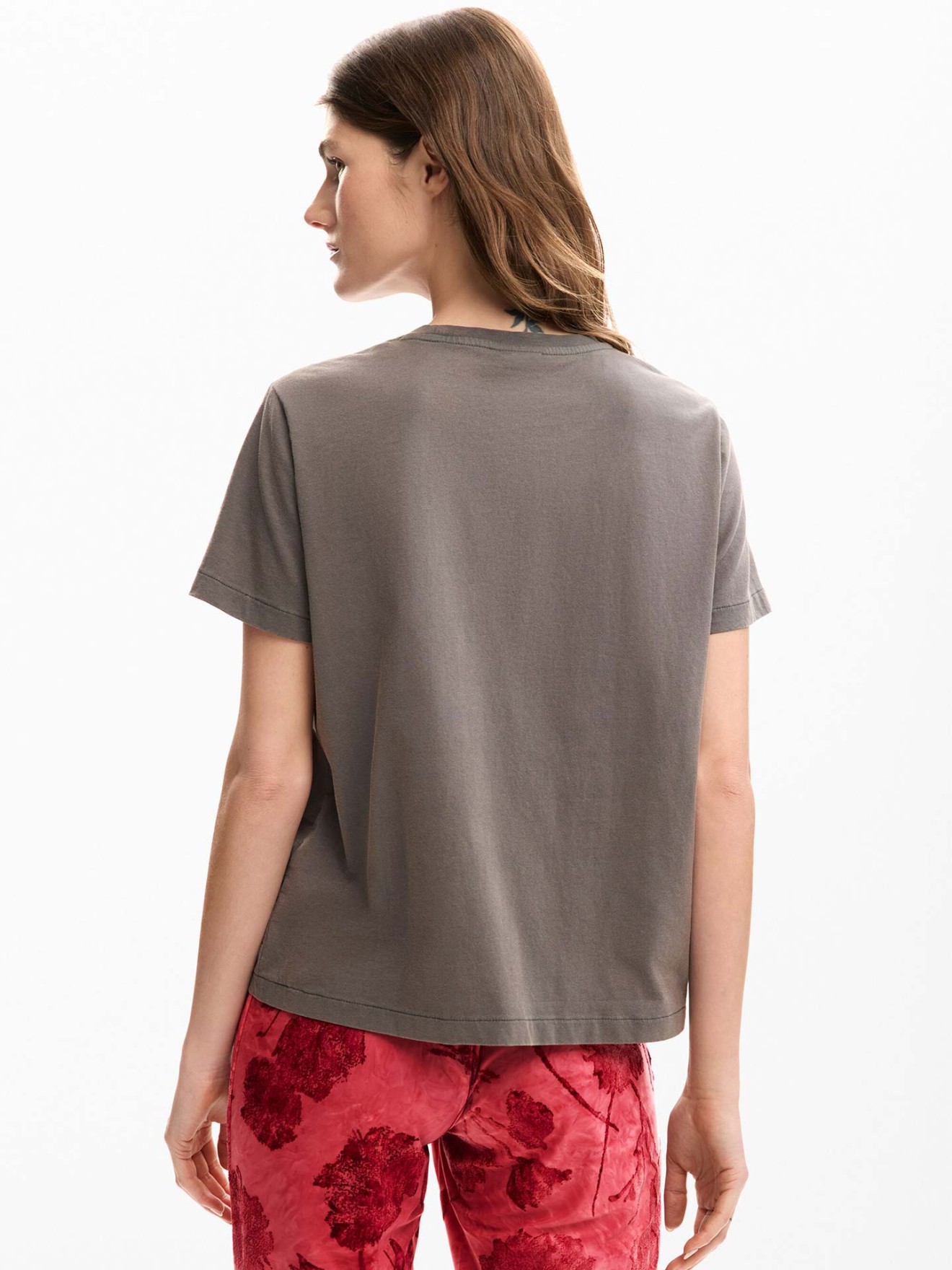 T-shirt com Estampado de Cora��o Animal Print