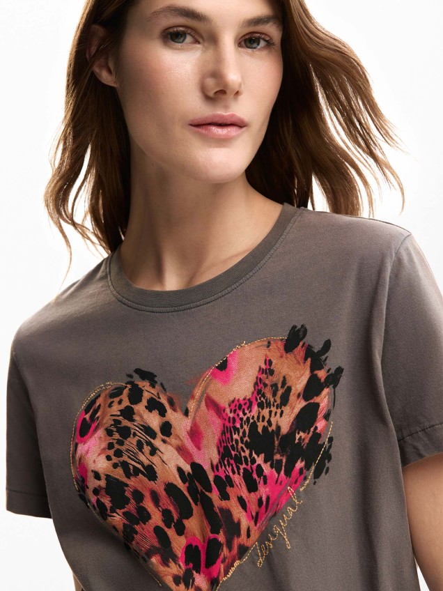 T-shirt com Estampado de Coração Animal Print