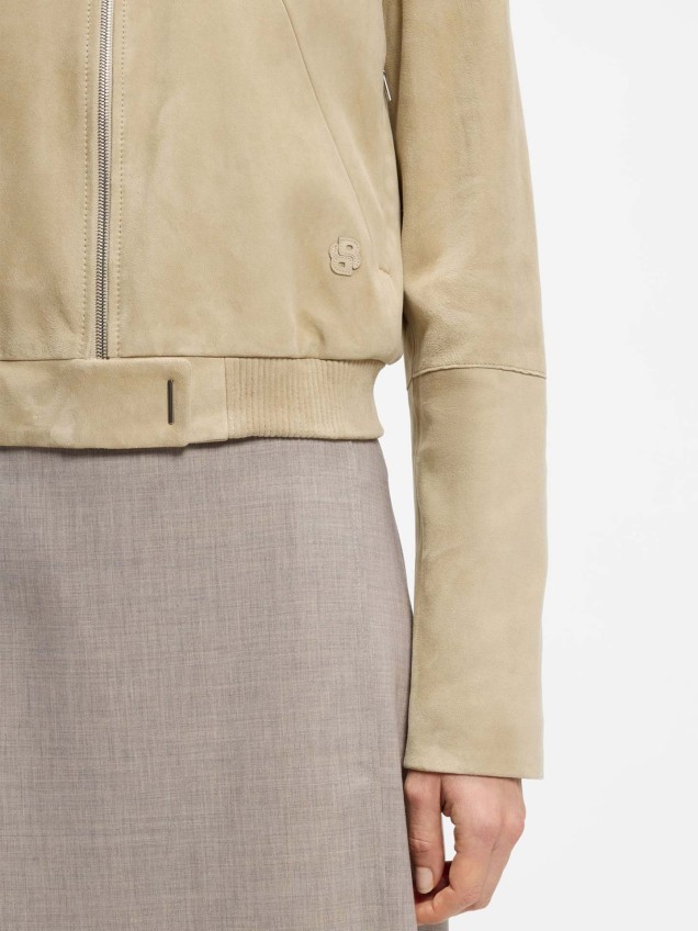 Casaco Curto de Camurça