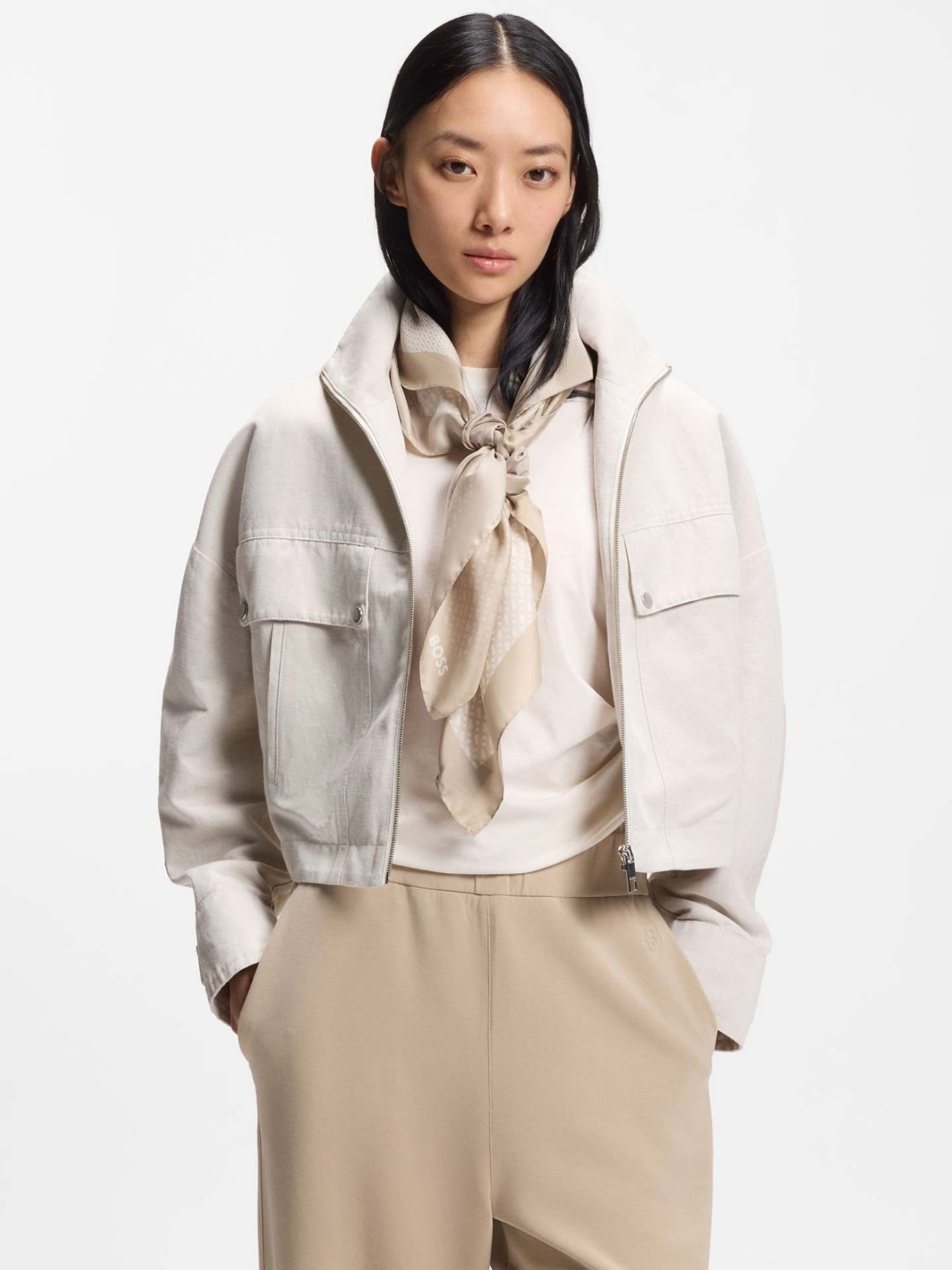 Len�o Quadrado em Twill de Seda