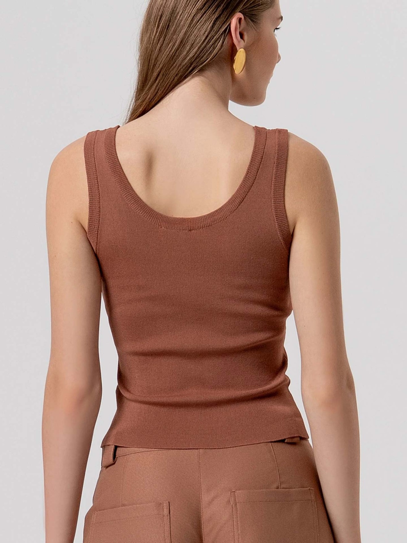 Top de Malha Canelada com Aplica��es de Brilhantes