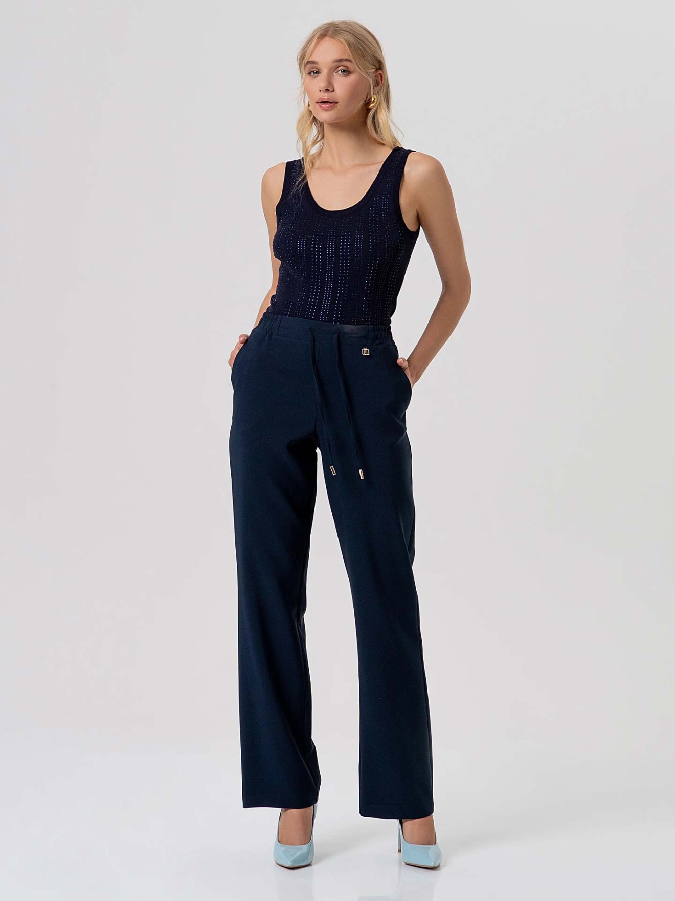 Top de Malha Canelada com Aplica��es de Brilhantes