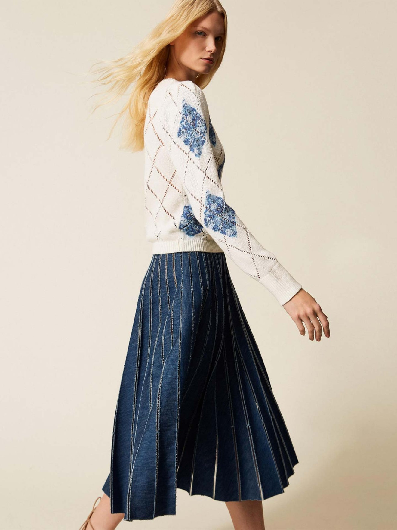 Saia Midi Plissada de Ganga