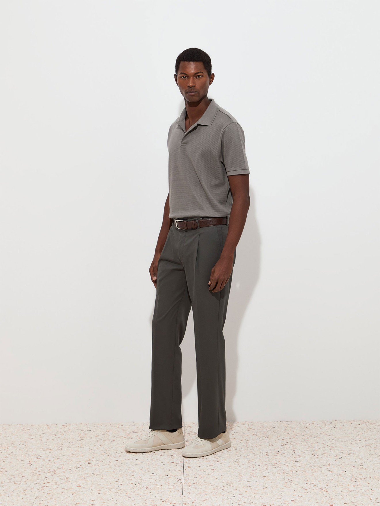 Cal�as Chino de Corte Cl�ssico