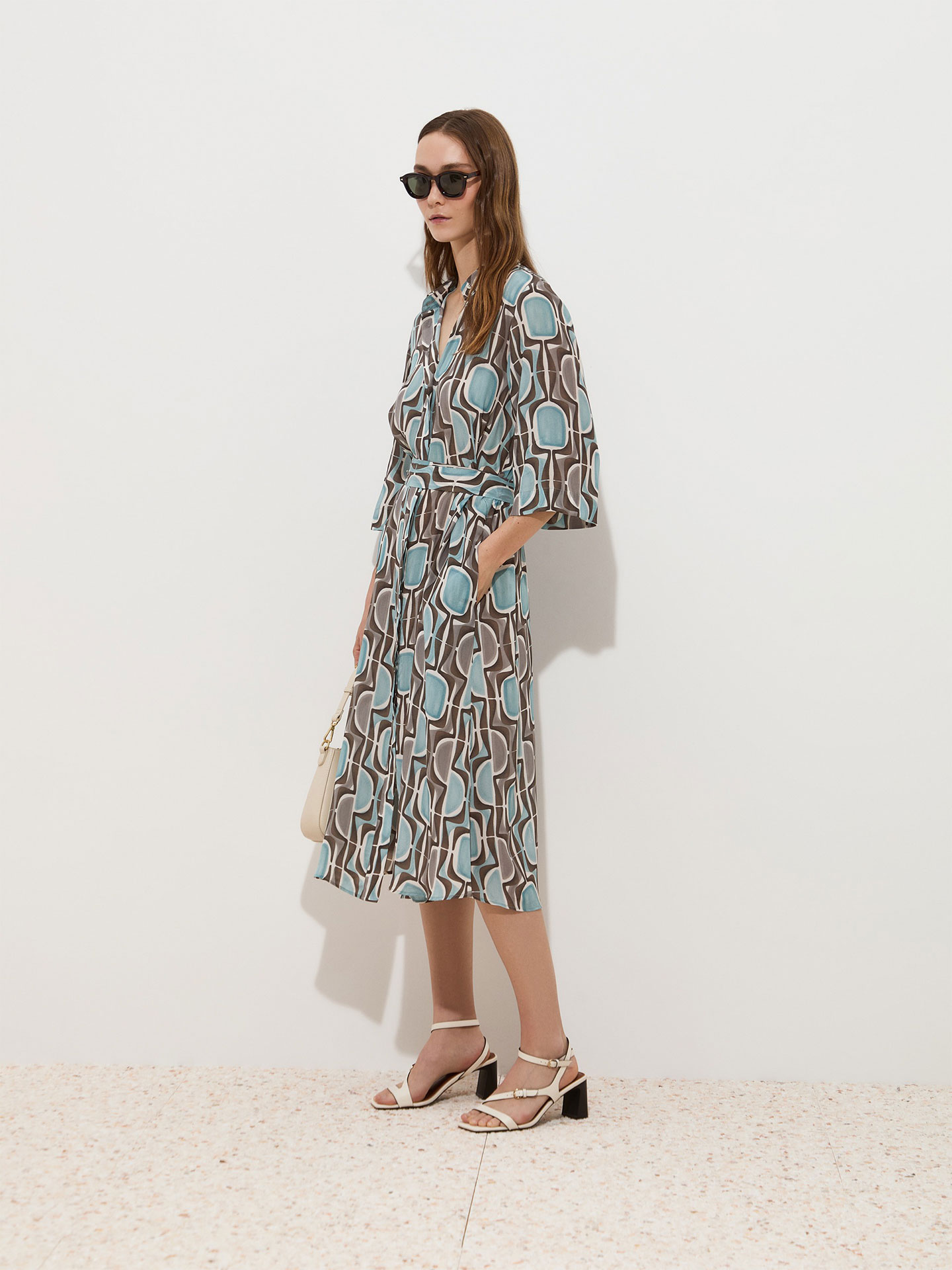Vestido Camiseiro Midi com Padrão
