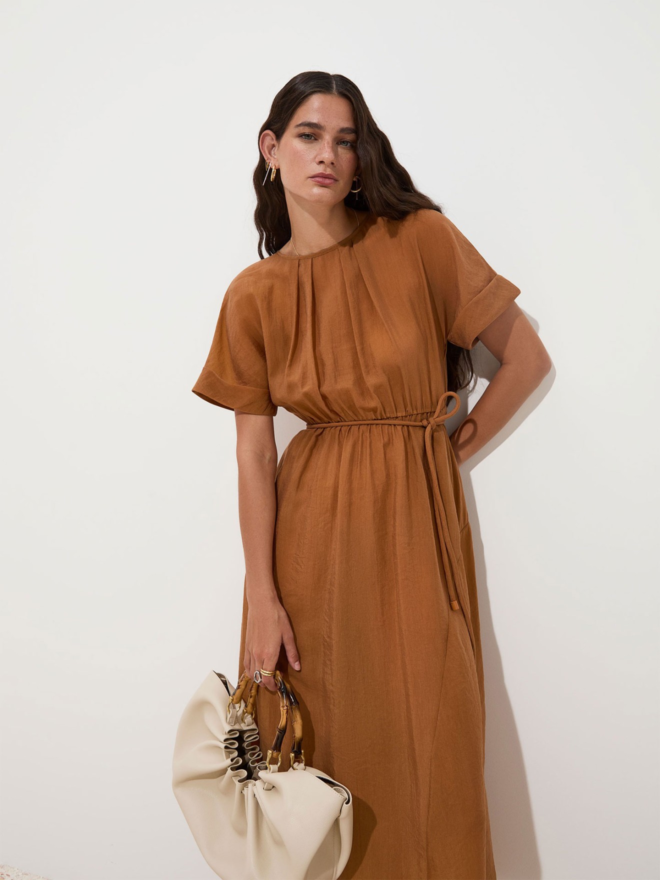 Vestido Comprido de Manga Morcego