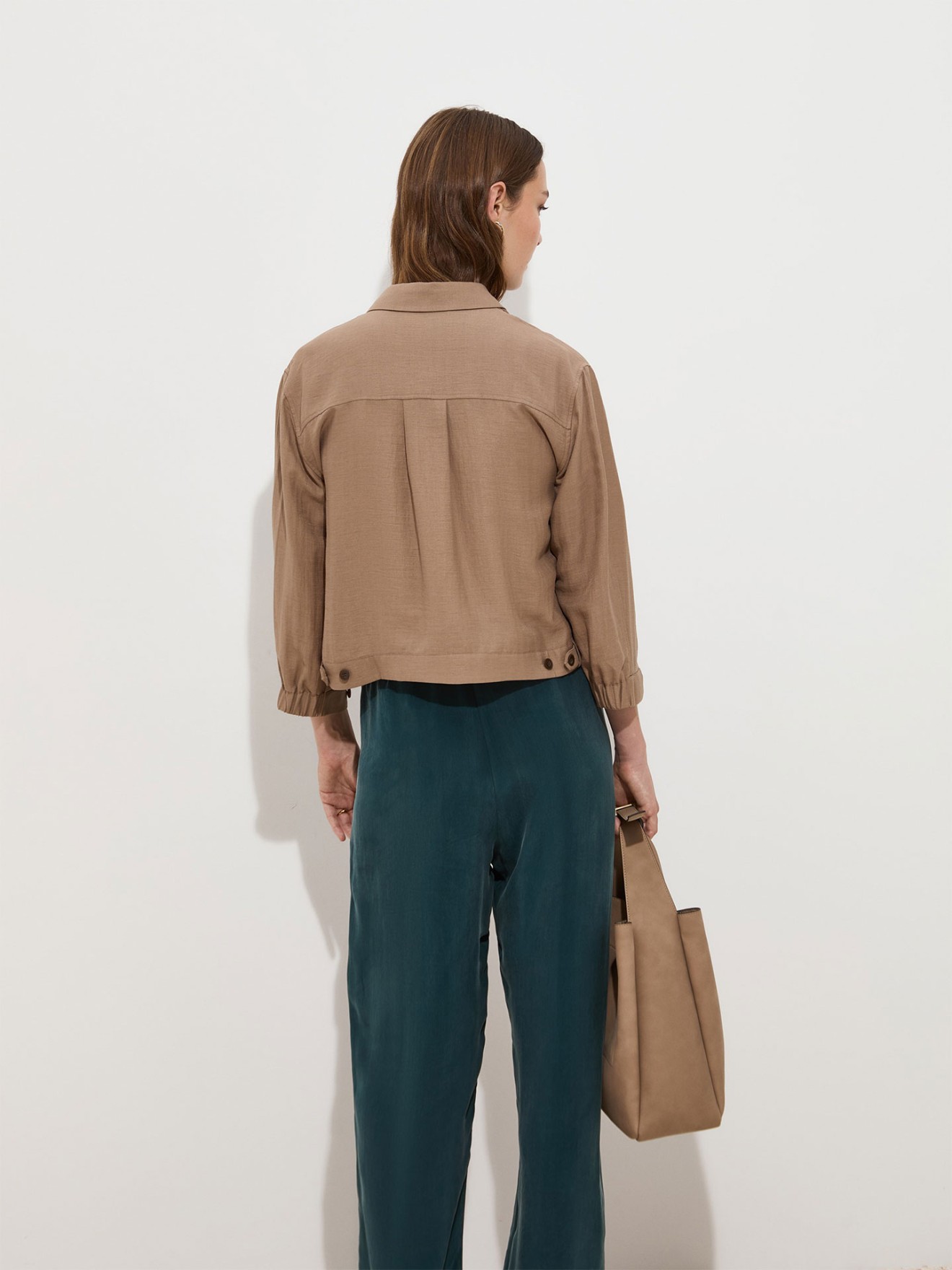 Sobrecamisa com Bolsos de Pala