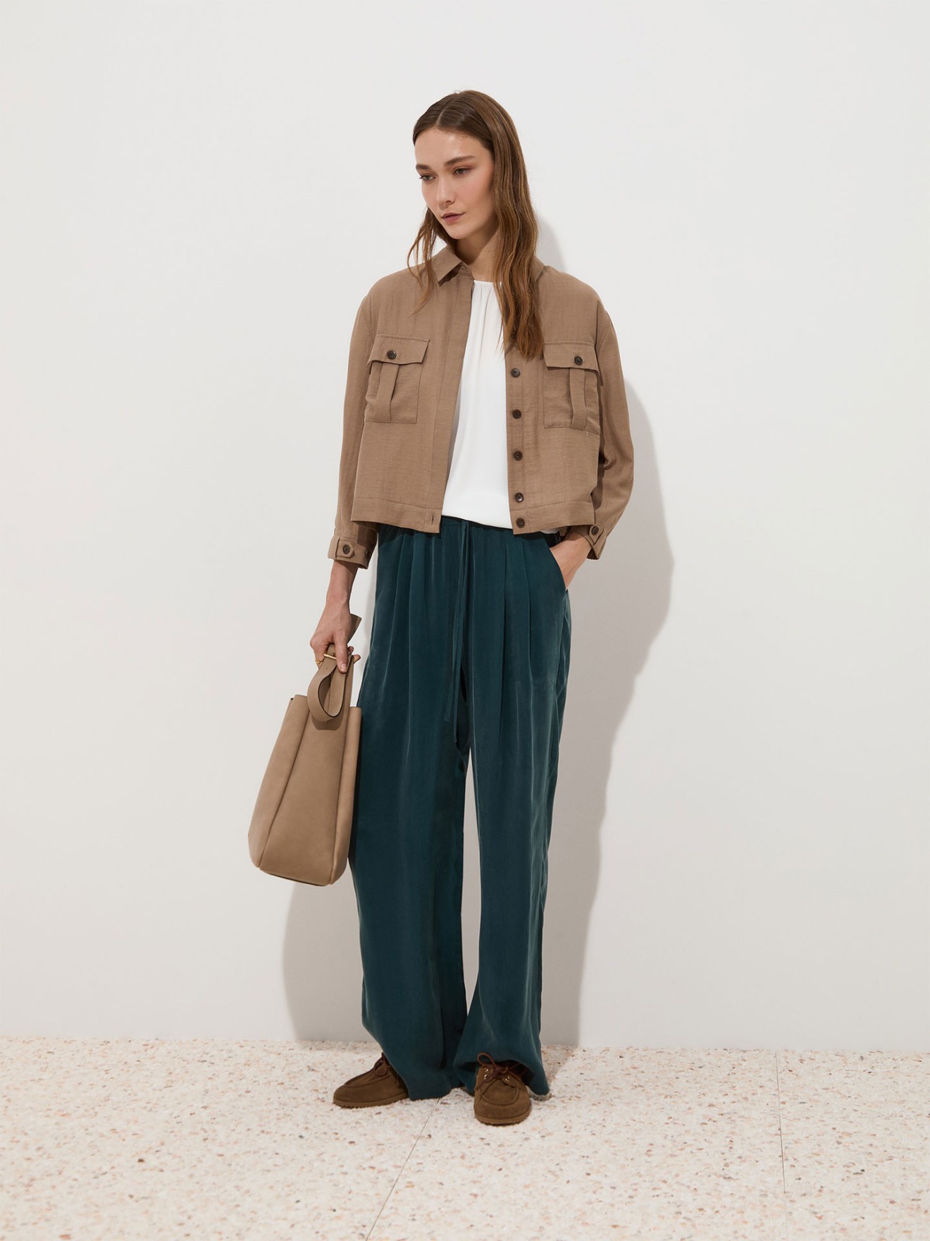 Sobrecamisa com Bolsos de Pala