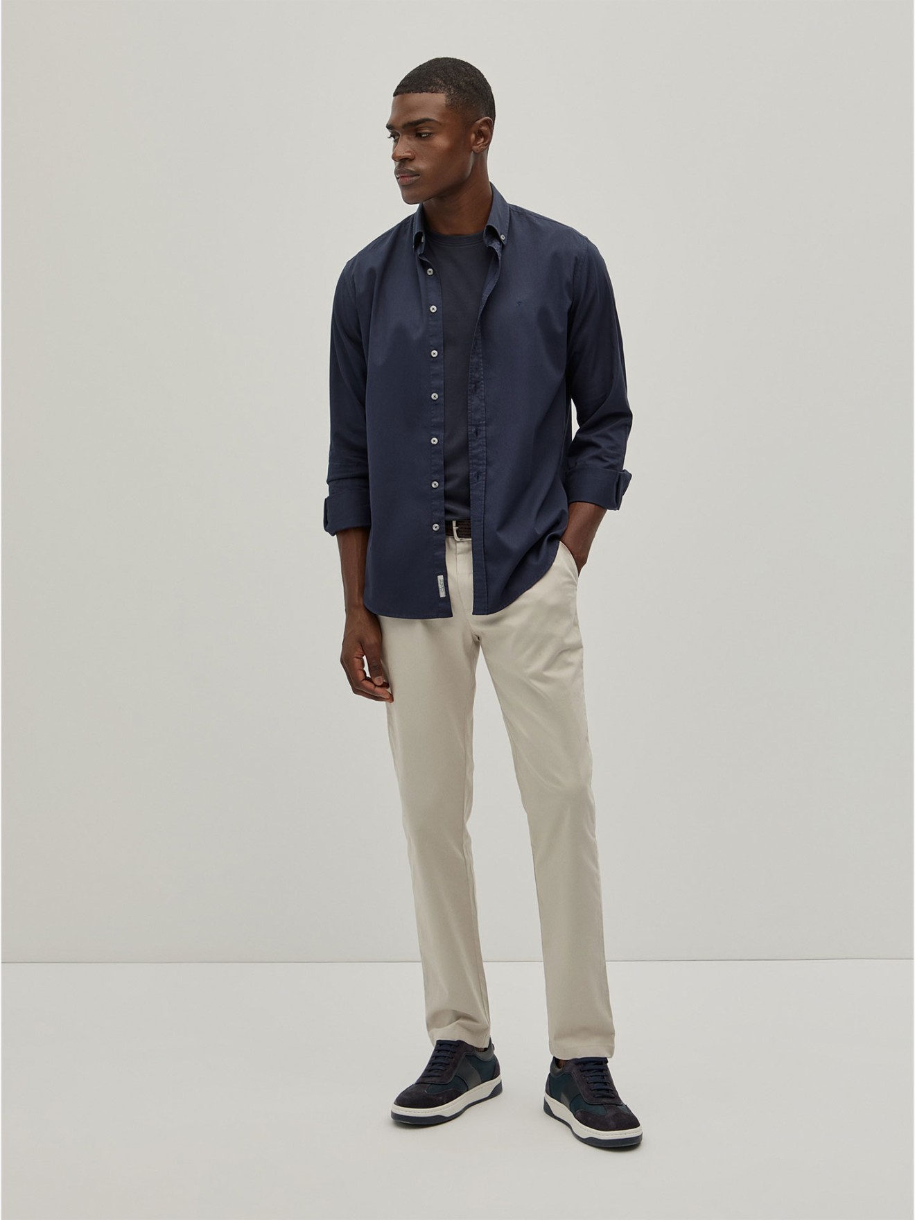 Camisa Lisa Regular Fit