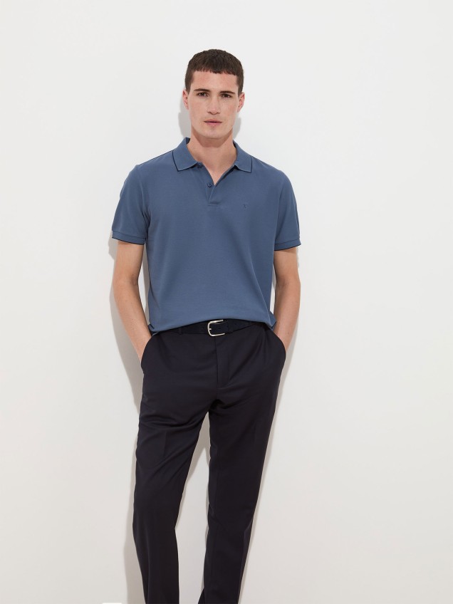 Polo com Log�tipo Bordado