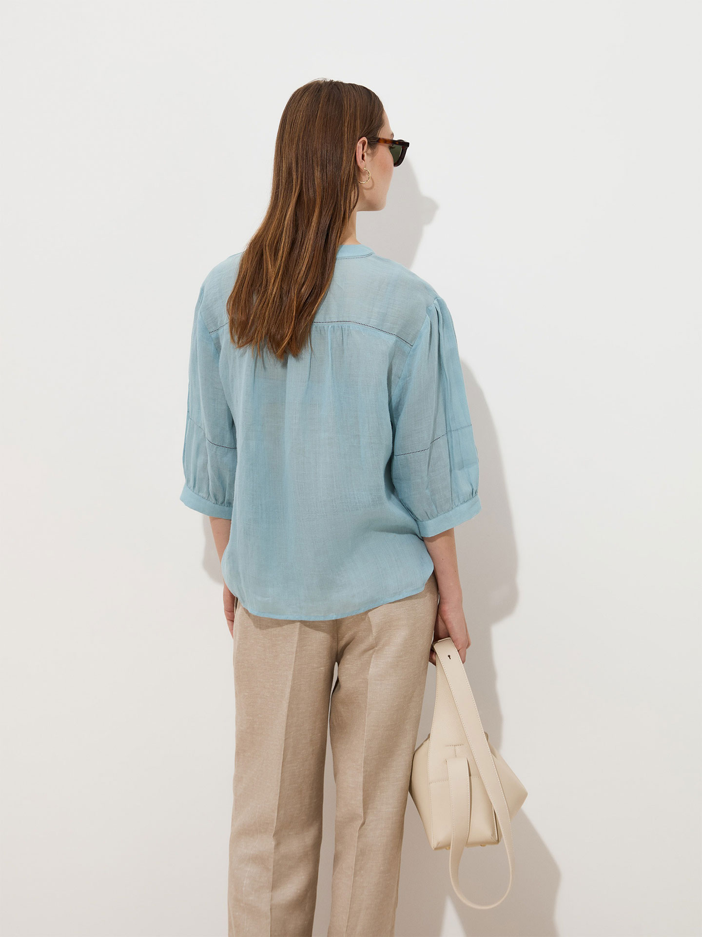 Blusa com Bordado Perfurado