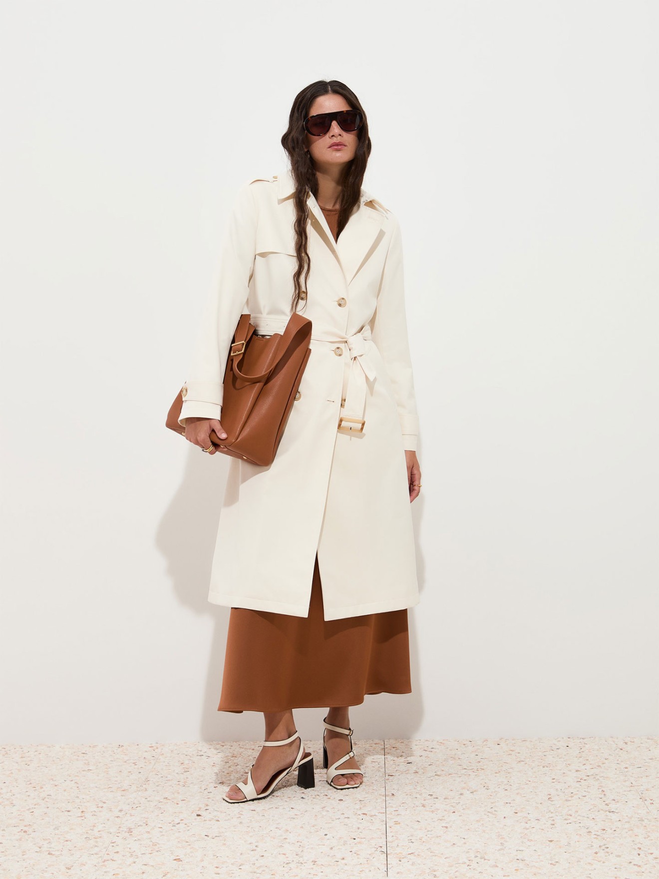 Gabardine Cl�ssica com Cinto